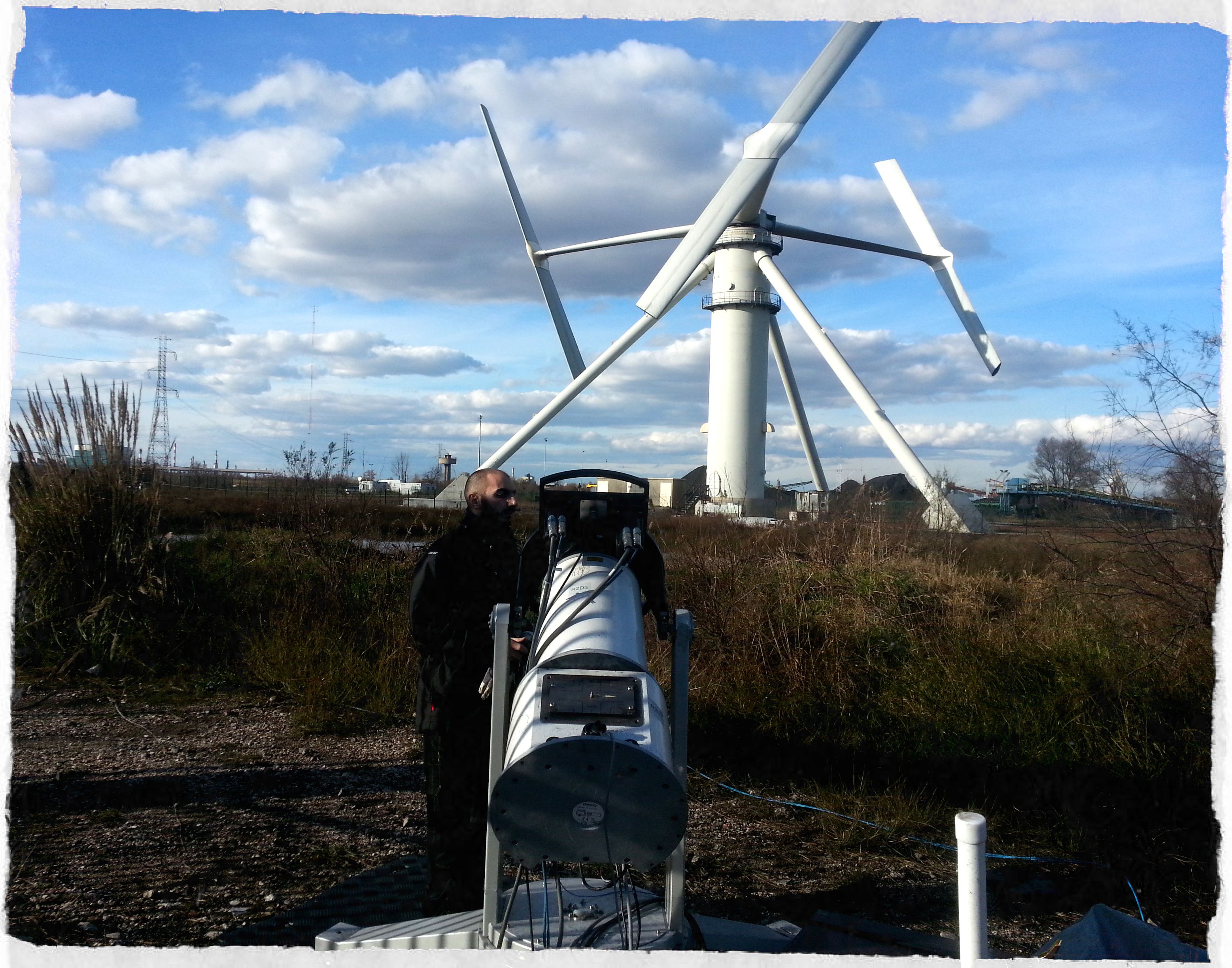A lidar put up to test the wind turbine